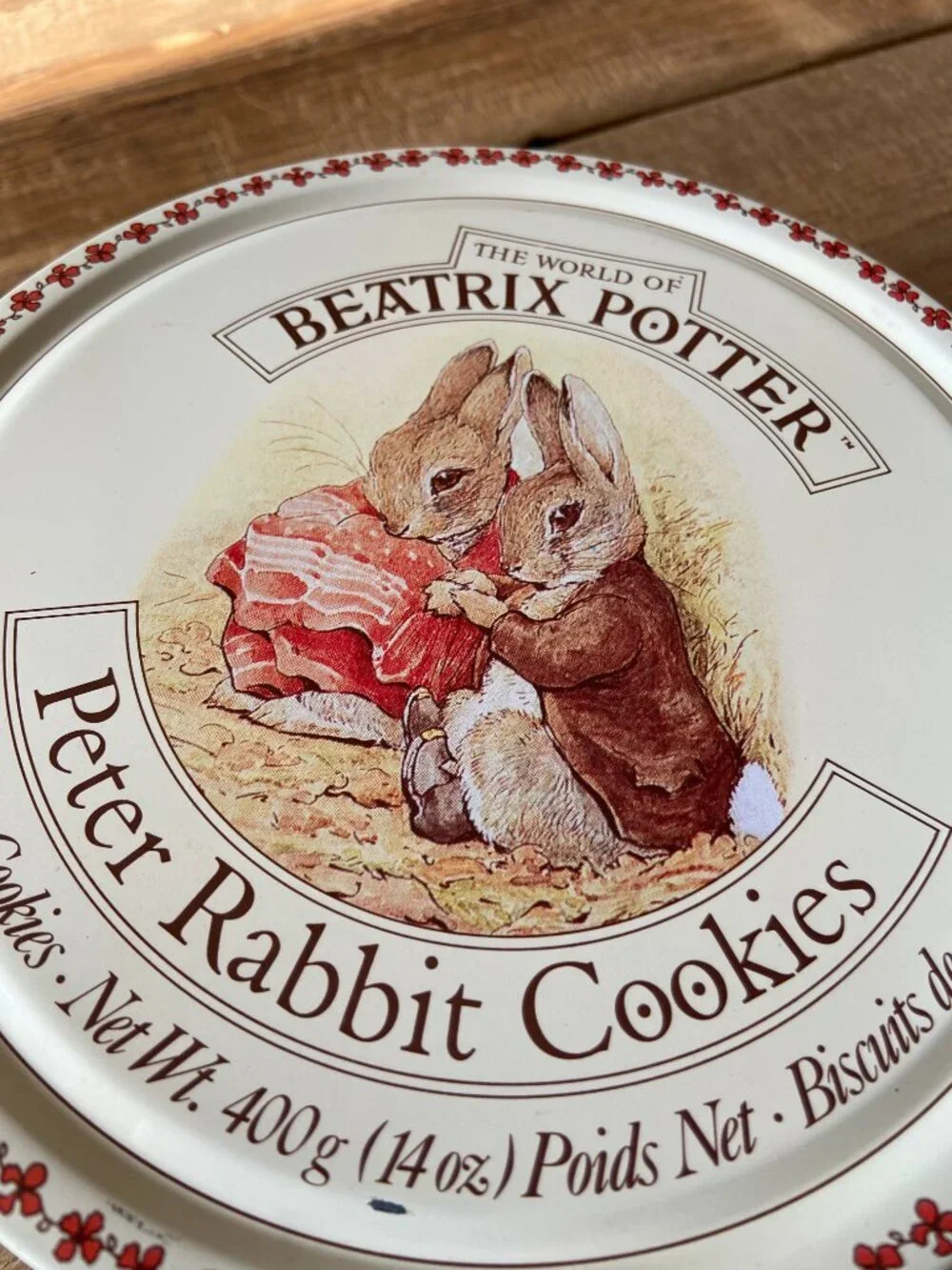 vintage beatrix potter cookie tin, peter rabbit collectible tin, beatrix potter
